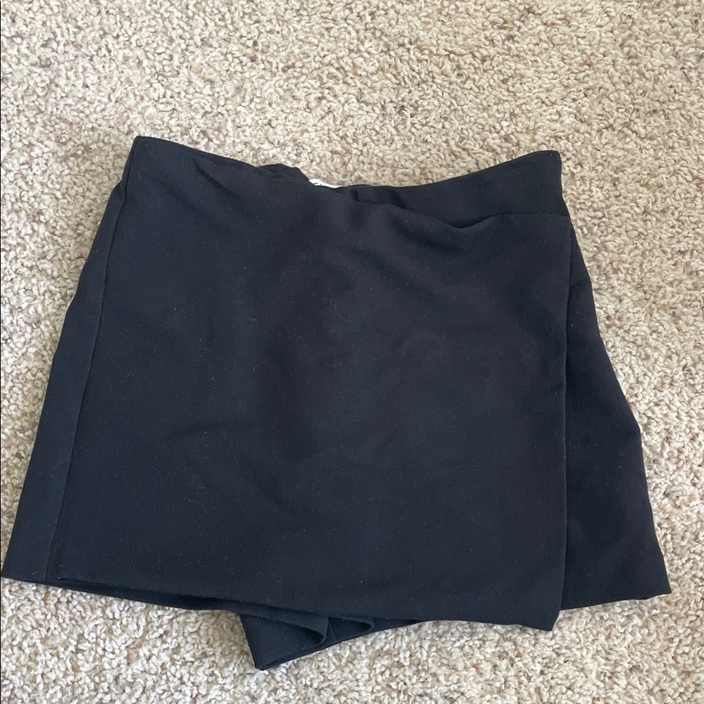 Elegant Black Women's Skirt
